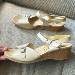 🆕 Worishofer Leather & Cork Cream Sandals